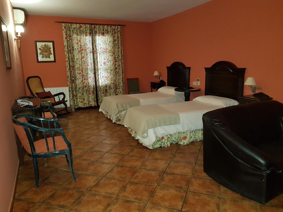 Hotel Rey Sancho IV Santisteban del Puerto 外观 照片